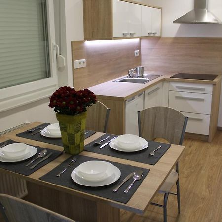 Petite Apartment マリボル エクステリア 写真