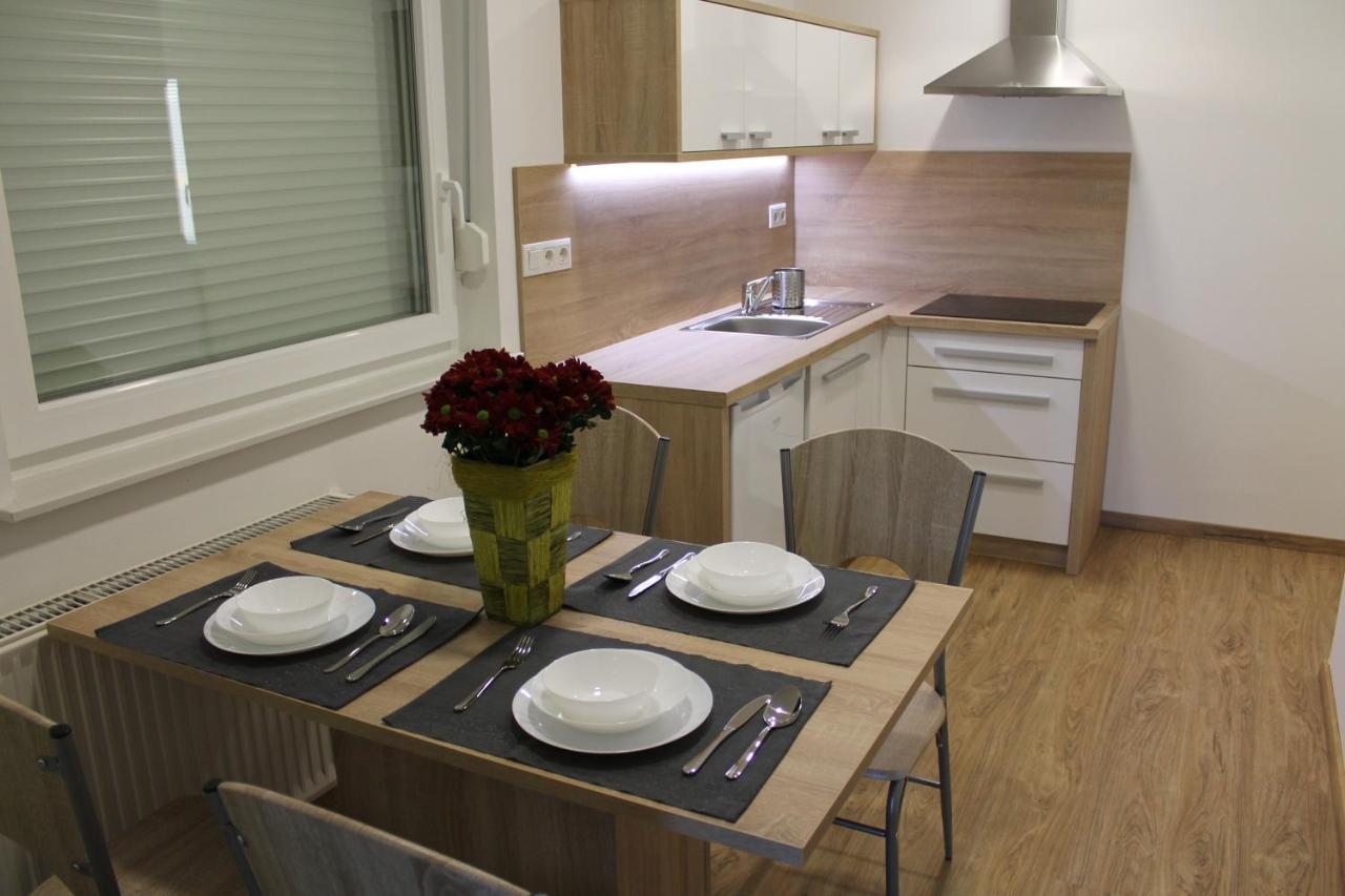 Petite Apartment マリボル エクステリア 写真